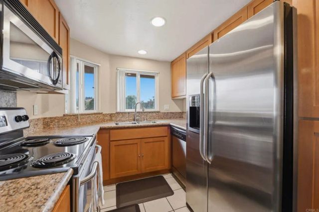 495 San Pasqual Valley Road 152, Escondido, CA 92027