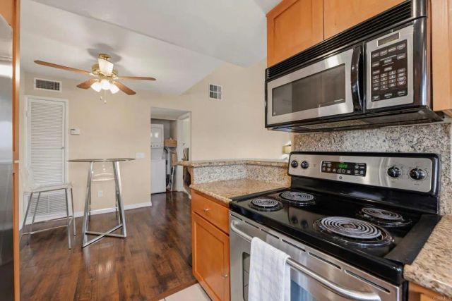 495 San Pasqual Valley Road 152, Escondido, CA 92027