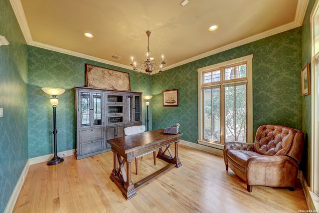 1104-B Lois St, Kerrville, TX 78028