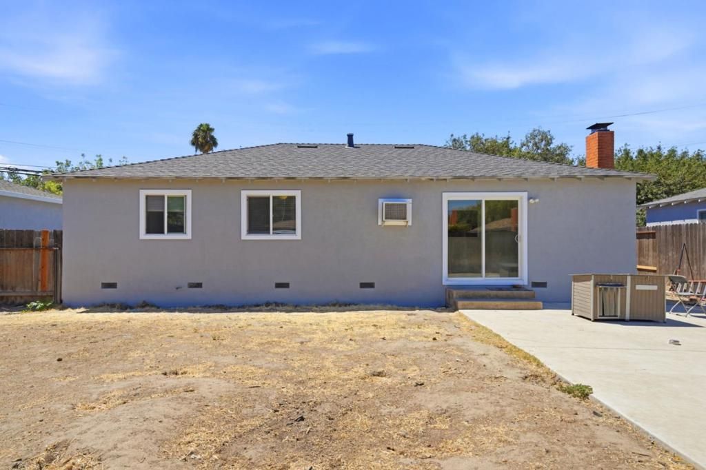 Image 25 of property listing at 1909 Evergreen Avenue, Modesto, CA 95350