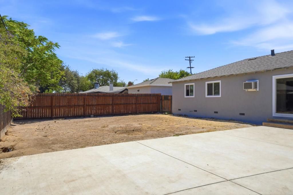 Image 26 of property listing at 1909 Evergreen Avenue, Modesto, CA 95350