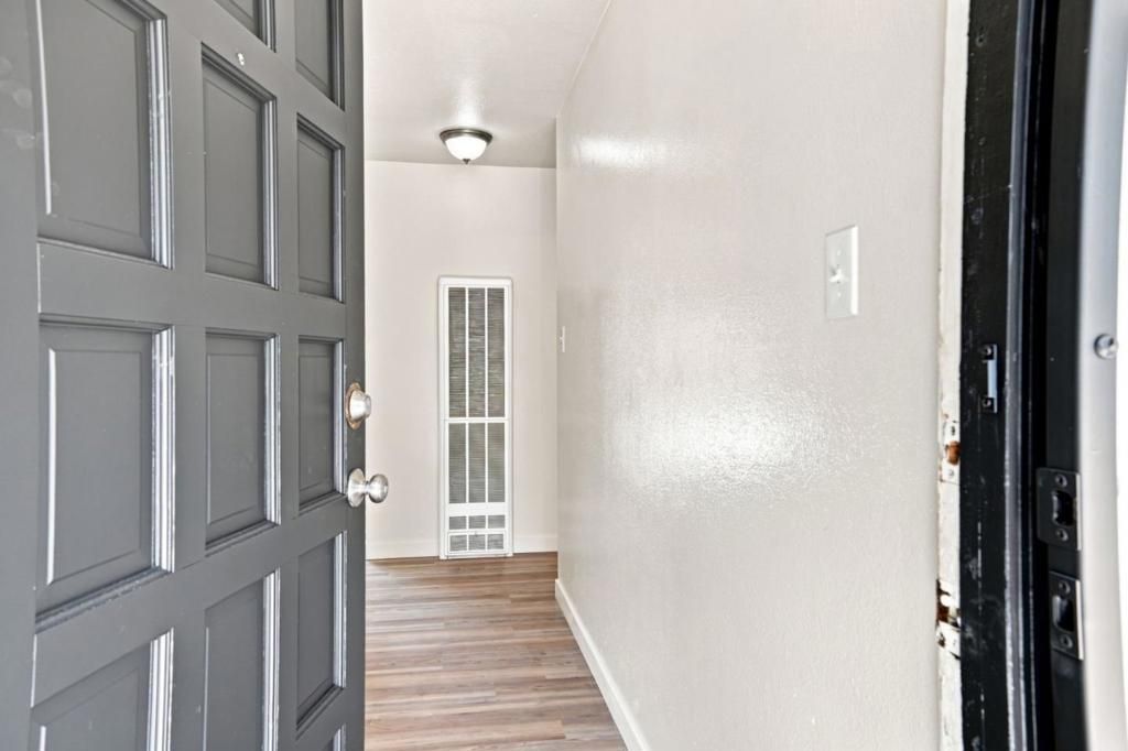 Image 7 of property listing at 1909 Evergreen Avenue, Modesto, CA 95350