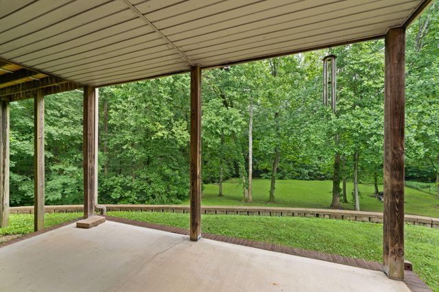 223 Sycamore Springs Drive, Somerset, KY 42503