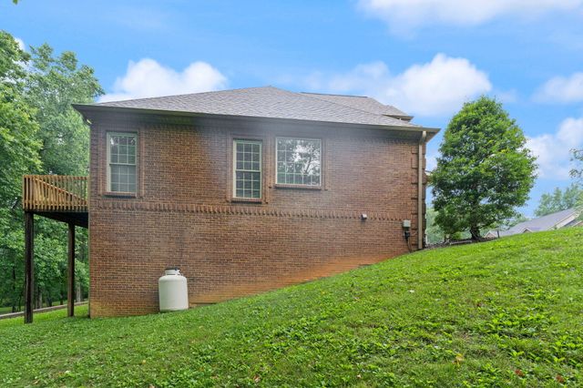 223 Sycamore Springs Drive, Somerset, KY 42503