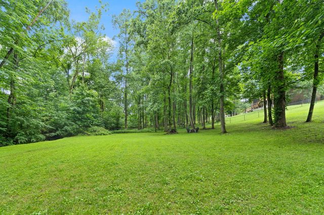 223 Sycamore Springs Drive, Somerset, KY 42503
