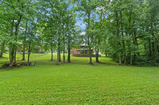 223 Sycamore Springs Drive, Somerset, KY 42503