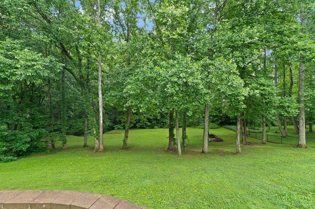 223 Sycamore Springs Drive, Somerset, KY 42503