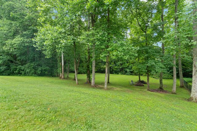 223 Sycamore Springs Drive, Somerset, KY 42503