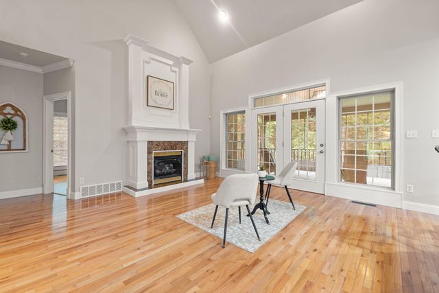 223 Sycamore Springs Drive, Somerset, KY 42503