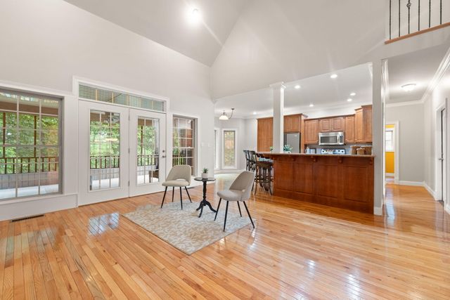 223 Sycamore Springs Drive, Somerset, KY 42503