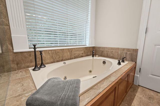 223 Sycamore Springs Drive, Somerset, KY 42503