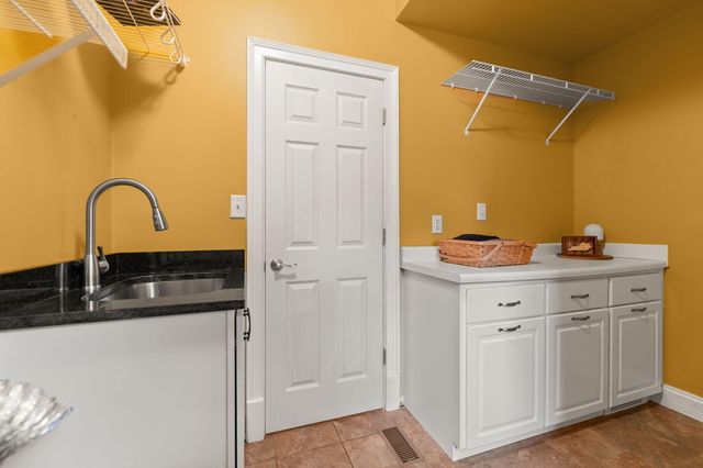223 Sycamore Springs Drive, Somerset, KY 42503