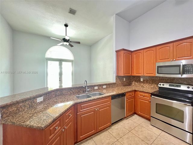 16020 SW 91st Ct, Palmetto Bay, FL 33157