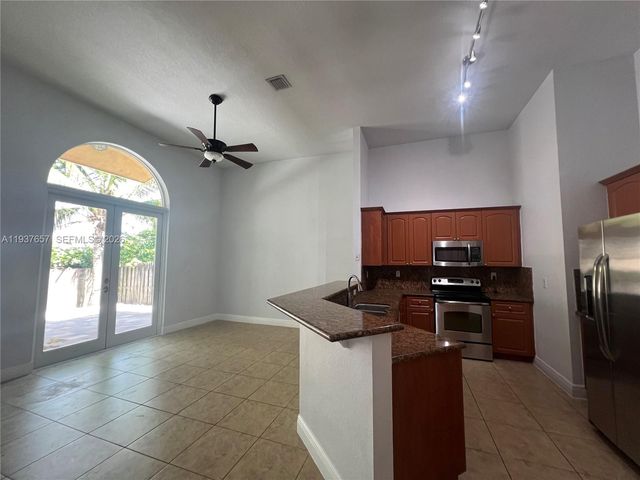 16020 SW 91st Ct, Palmetto Bay, FL 33157