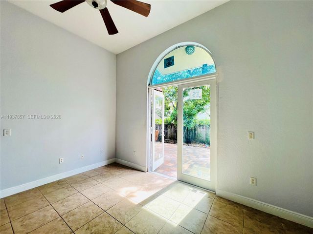 16020 SW 91st Ct, Palmetto Bay, FL 33157