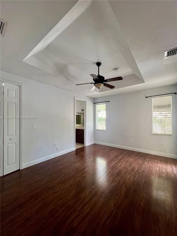 16020 SW 91st Ct, Palmetto Bay, FL 33157