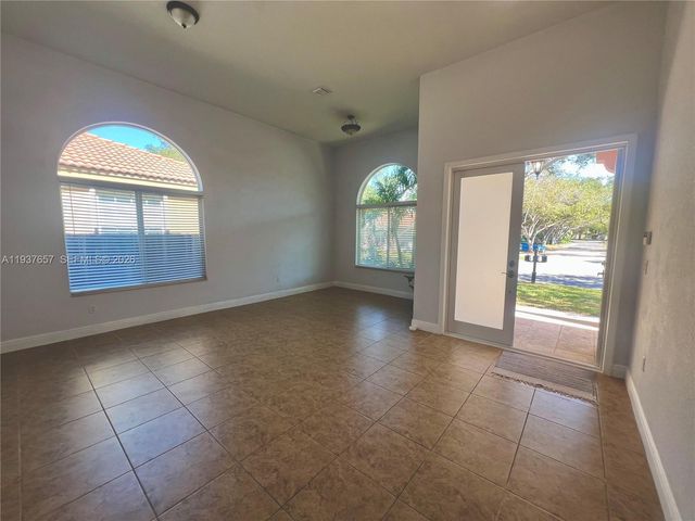 16020 SW 91st Ct, Palmetto Bay, FL 33157