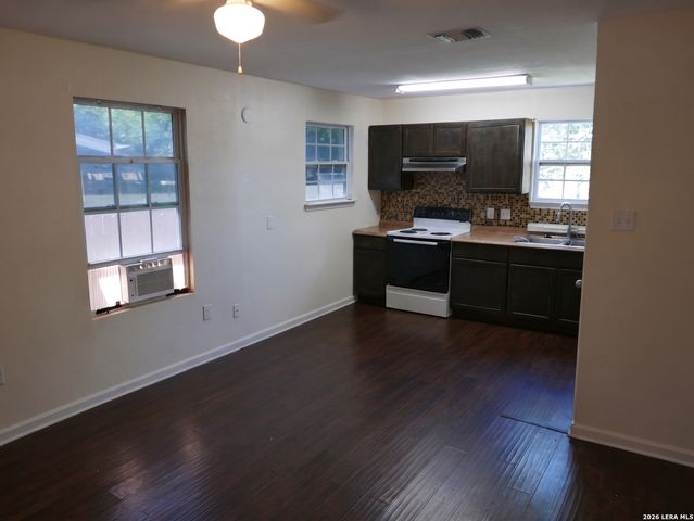 401 DORA ST, San Antonio, TX 78212