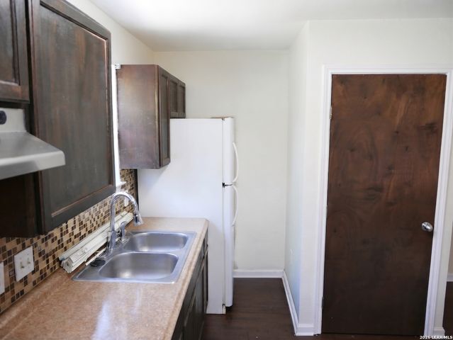 401 DORA ST, San Antonio, TX 78212