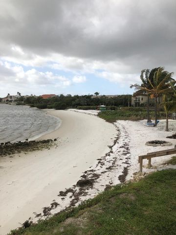 25 S Loafing Street 25, Hypoluxo, FL 33462