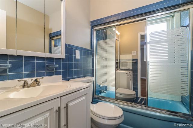 28461 Marquette Street, Garden City, MI 48135