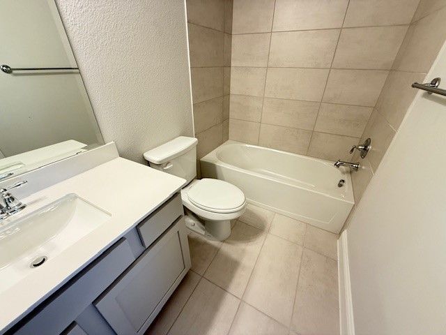 305 Blackthorne Drive, Plano, TX 75074
