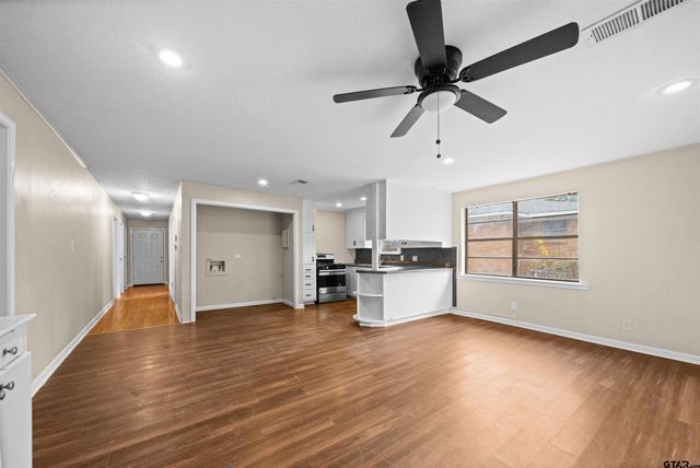 1522 N Ross, Tyler, TX 75702