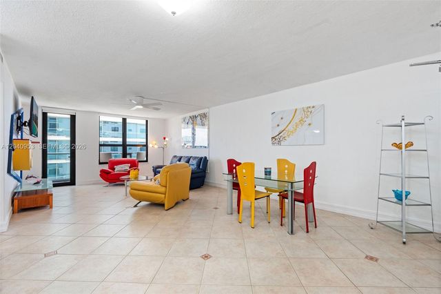 10185 Collins Avenue 521, Bal Harbour, FL 33154