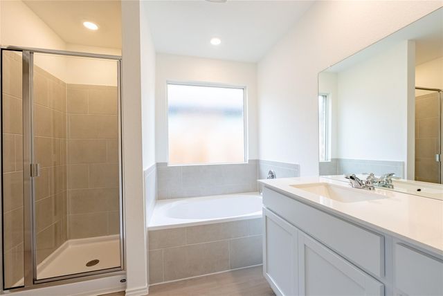 200 Camargue DR, Hutto, TX 78634