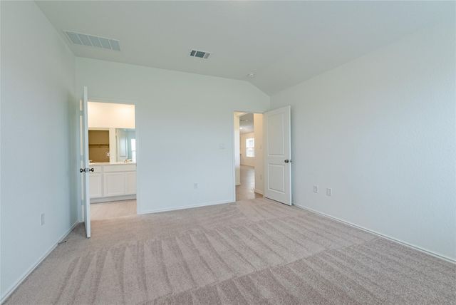 200 Camargue DR, Hutto, TX 78634