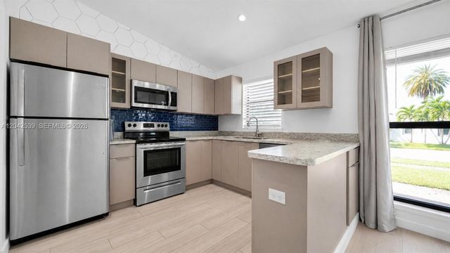 1704 Rodman Street 1, Hollywood, FL 33020