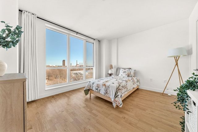 100 Station Lndg 712, Medford, MA 02155