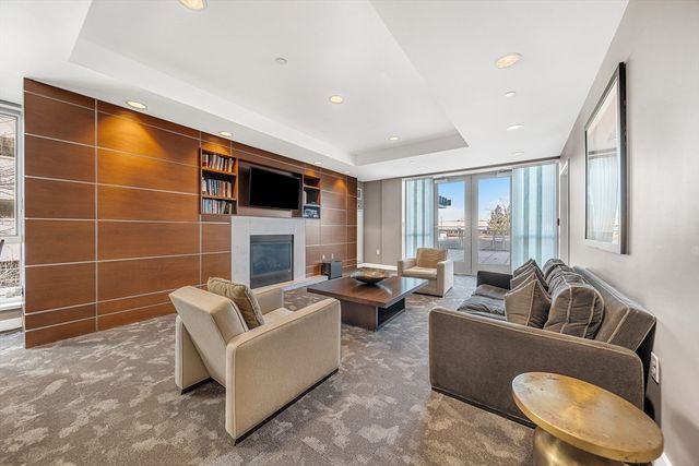 100 Station Lndg 712, Medford, MA 02155