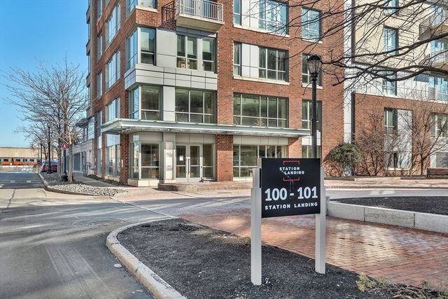 100 Station Lndg 712, Medford, MA 02155