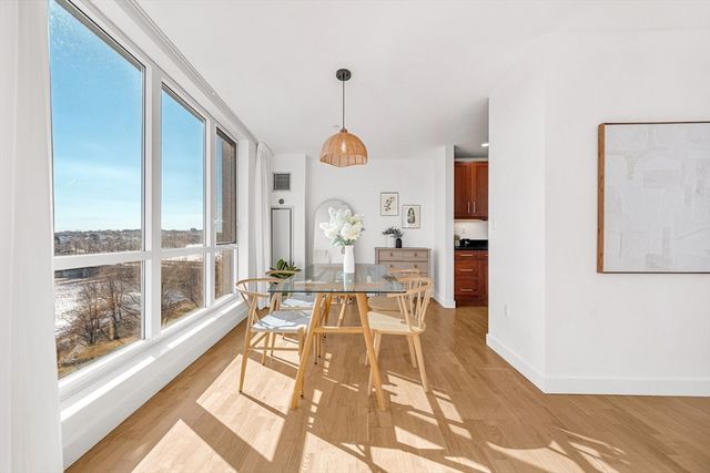 100 Station Lndg 712, Medford, MA 02155