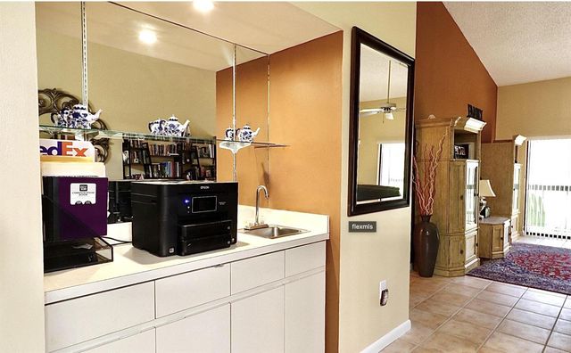 9460 Meadowood Drive 202, Fort Pierce, FL 34951