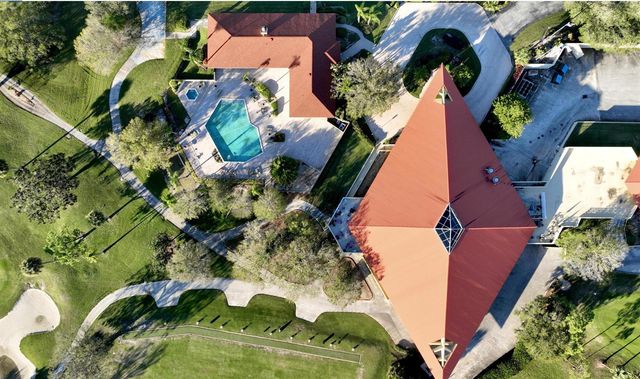 9460 Meadowood Drive 202, Fort Pierce, FL 34951