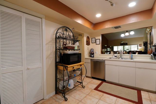 9460 Meadowood Drive 202, Fort Pierce, FL 34951
