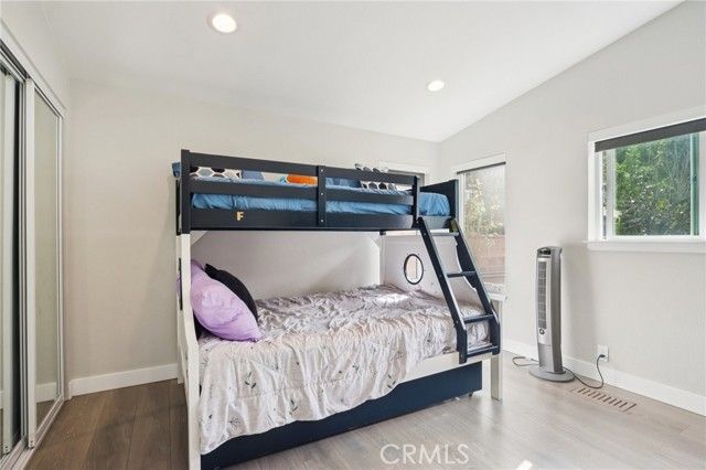 18320 Ingomar Street, Reseda (los Angeles), CA 91335