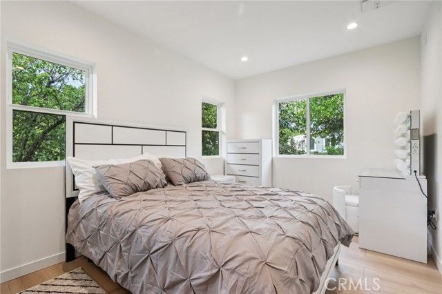 18320 Ingomar Street, Reseda (los Angeles), CA 91335