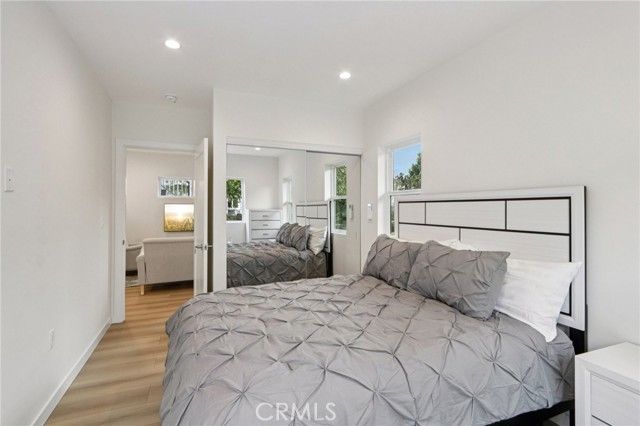 18320 Ingomar Street, Reseda (los Angeles), CA 91335