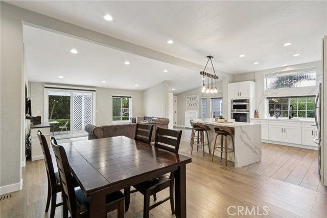 18320 Ingomar Street, Reseda (los Angeles), CA 91335