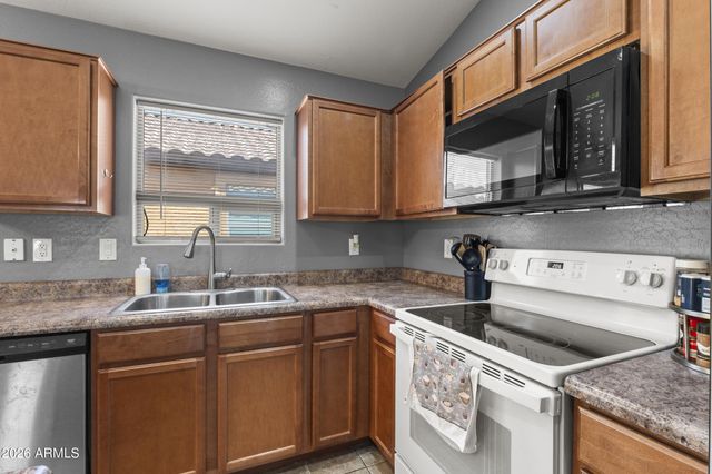 40442 W THORNBERRY Lane, Maricopa, AZ 85138