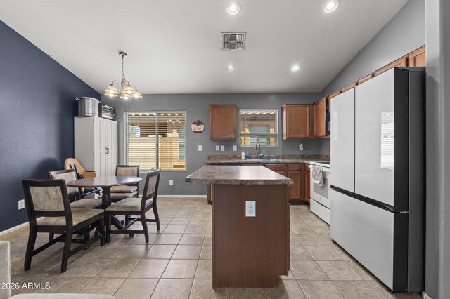 40442 W THORNBERRY Lane, Maricopa, AZ 85138