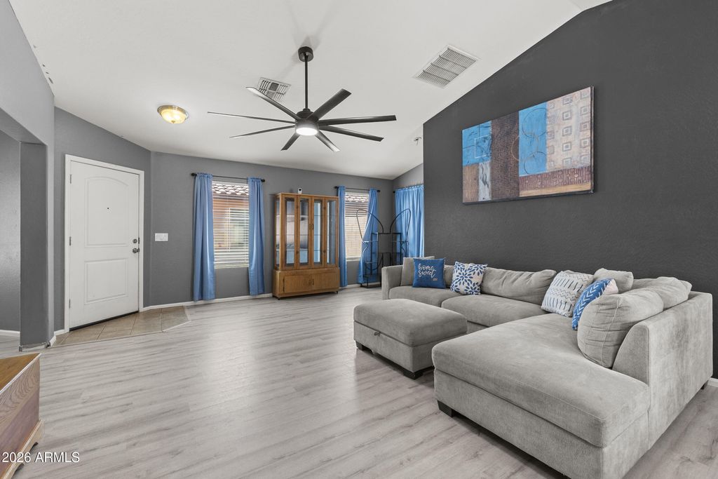 40442 W THORNBERRY Lane, Maricopa, AZ 85138 — photo 4