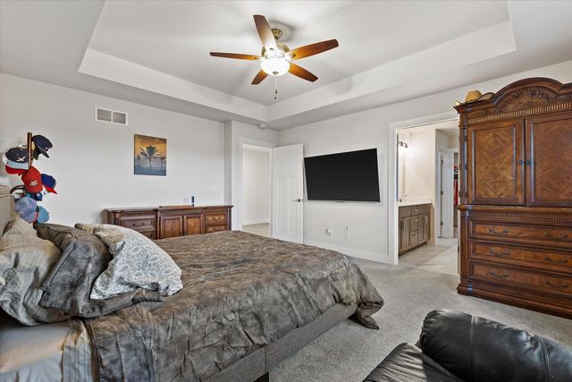 914 Foxwalk DRIVE, Waterford, WI 53185