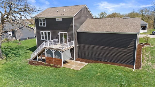 914 Foxwalk DRIVE, Waterford, WI 53185