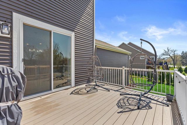914 Foxwalk DRIVE, Waterford, WI 53185