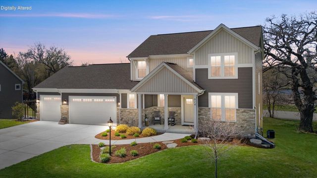 914 Foxwalk DRIVE, Waterford, WI 53185