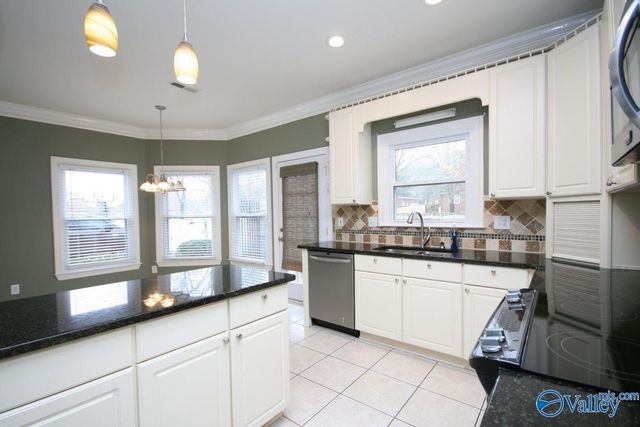 2654 Quarter Lane, Owens Cross Roads, AL 35763